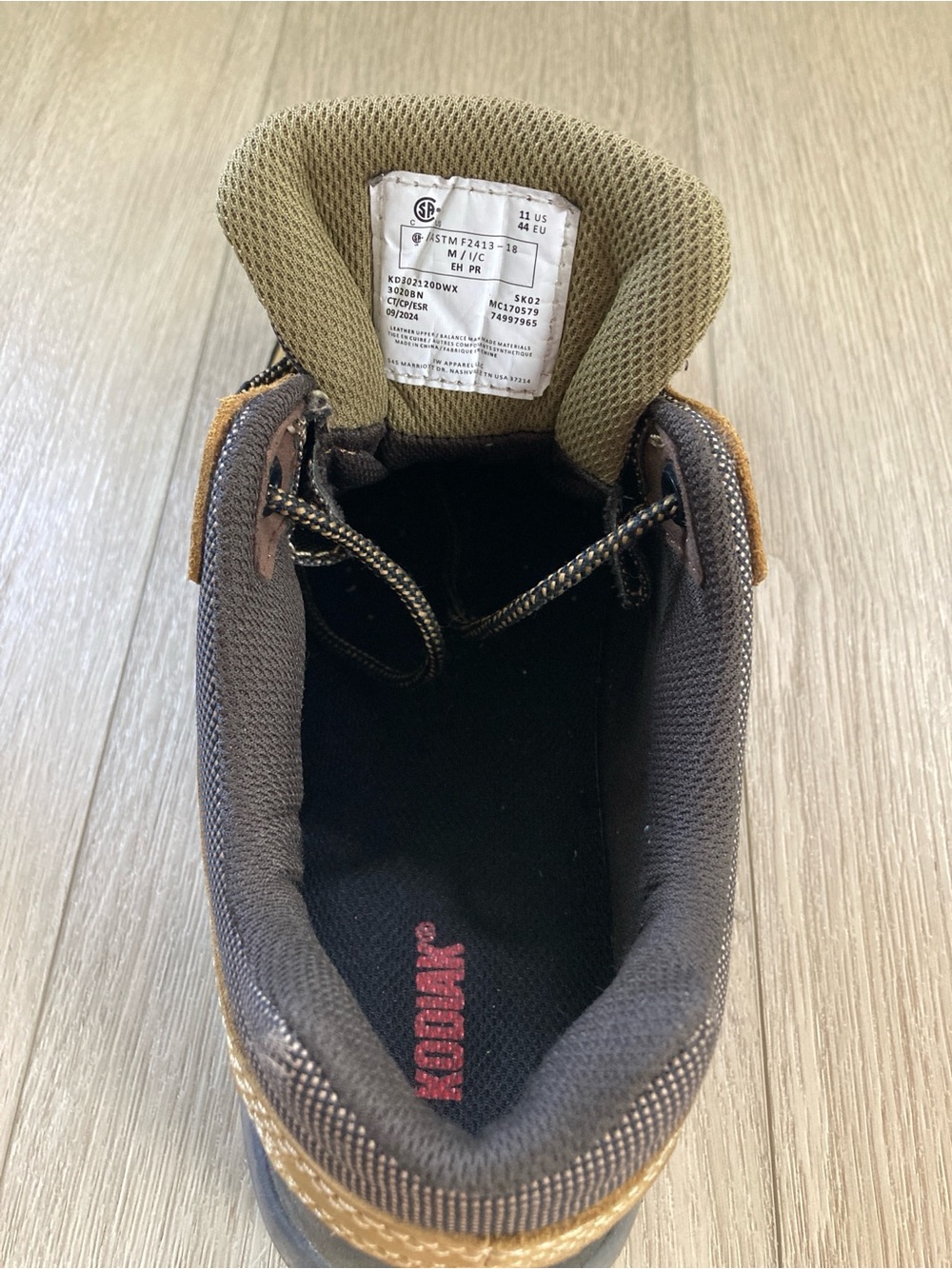 Kodiak Tan and Black Waterproof Men's Work Boots - Picture 3 of 3